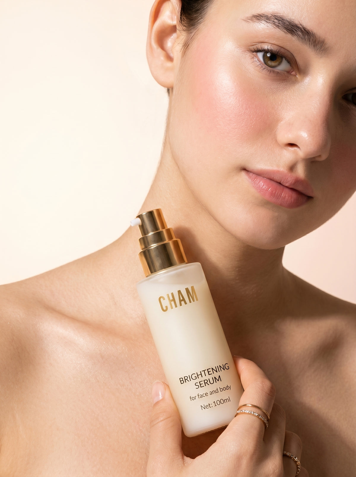 THE BRIGHTENING SERUM